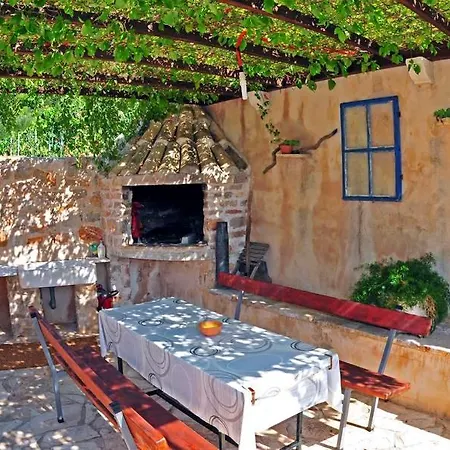 Seaside Secluded Cove Tvrdni Dolac, Hvar - 4008 Gdinj