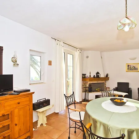 Appartement Seaside Secluded Cove Tvrdni Dolac, Hvar - 4008 Gdinj